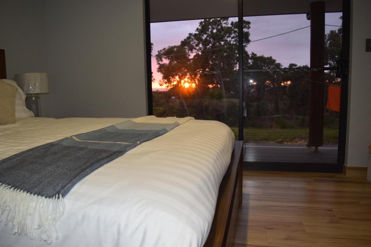 Eagle Bay House Bed and Breakfast Dunsborough Eksteriør billede
